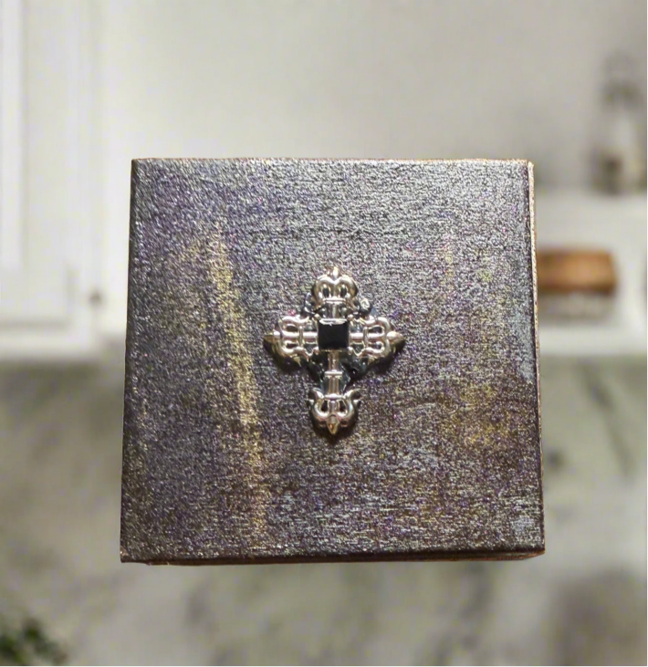 Wooden goth trinket box