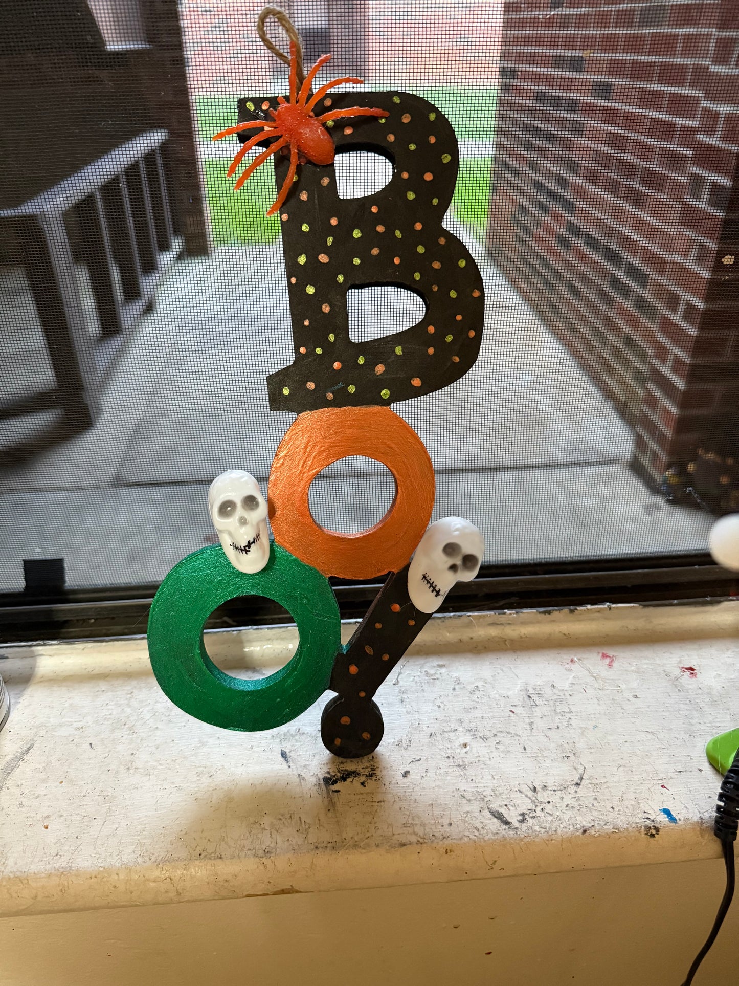 BOO sign 👻