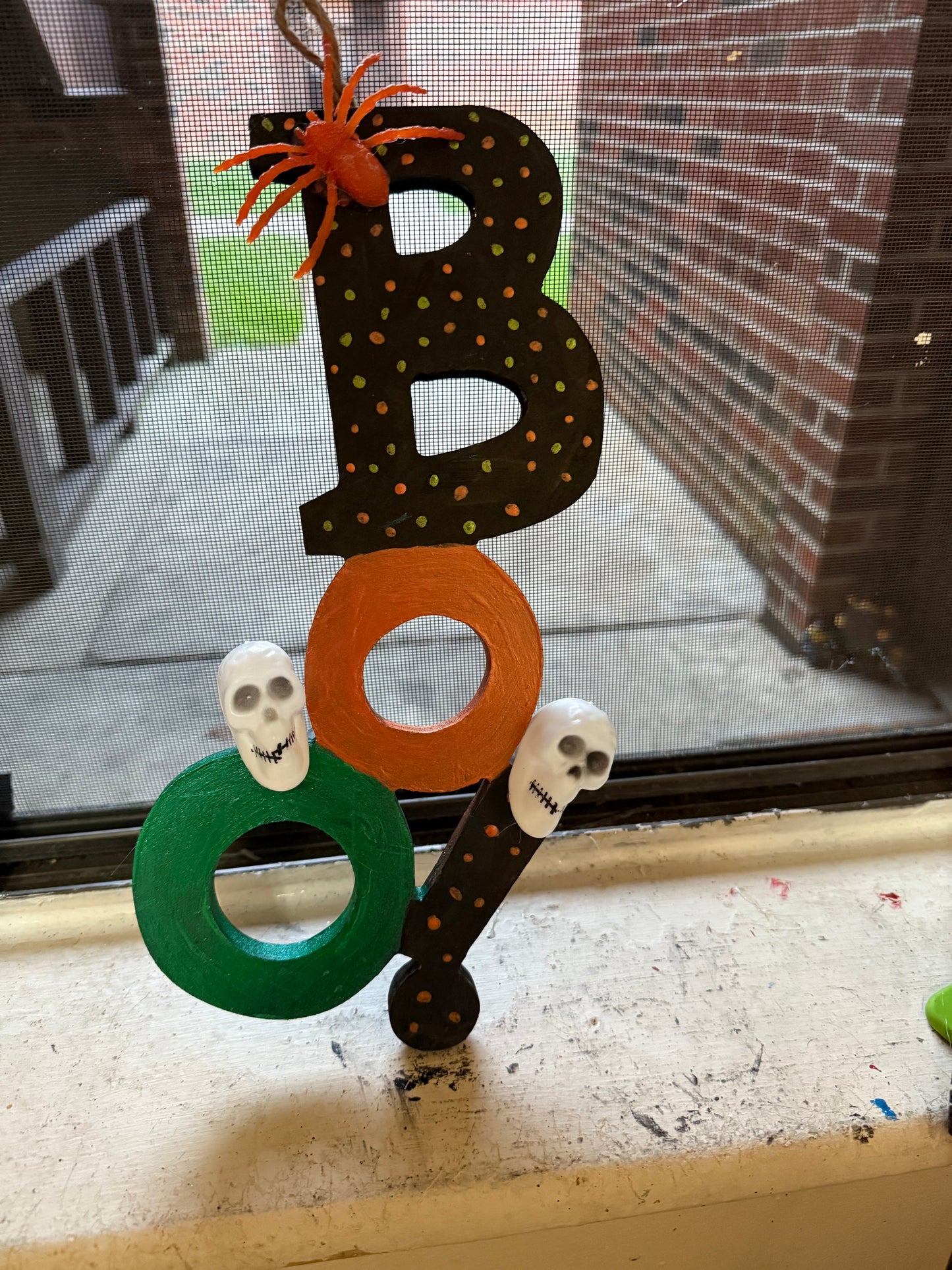 BOO sign 👻