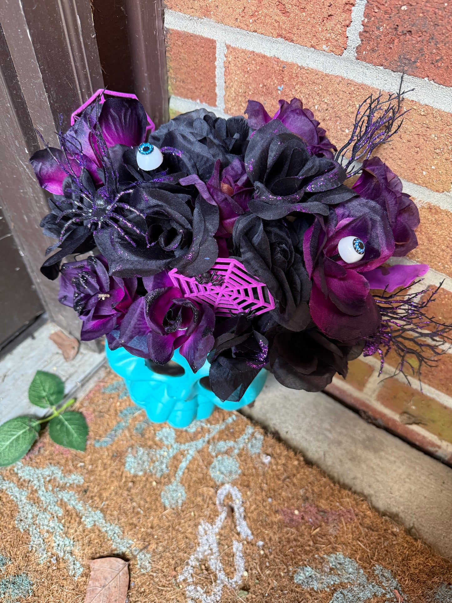 halloween flower arragnement